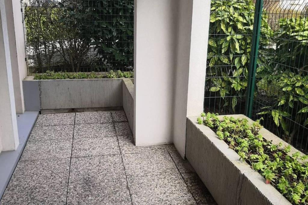 Le Cosy Wiener *Paris*Gare A 300 M*Disneyland* Champs-Sur-Marne Bagian luar foto